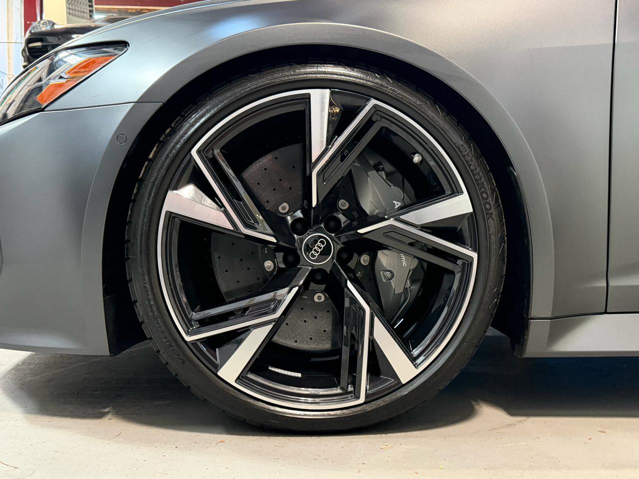 Used 2023 Audi RS 6 w/ Carbon Optic Package image 10