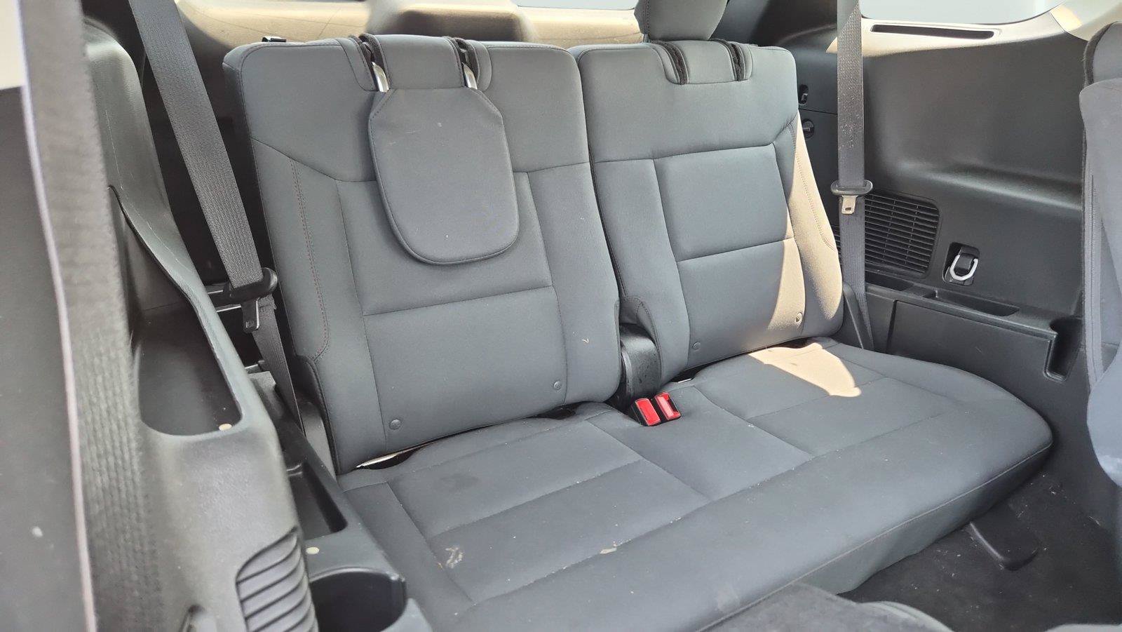 Used 2025 Ford Explorer Active AWD/4WD image 20