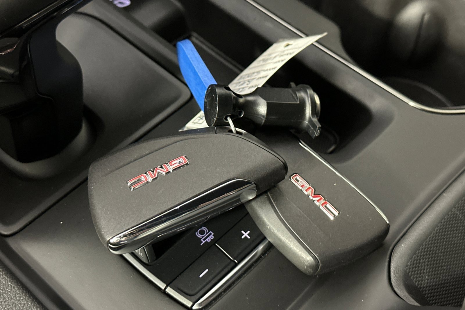 Used 2023 GMC Sierra 1500 AT4 w/ AT4 Premium Package image 22