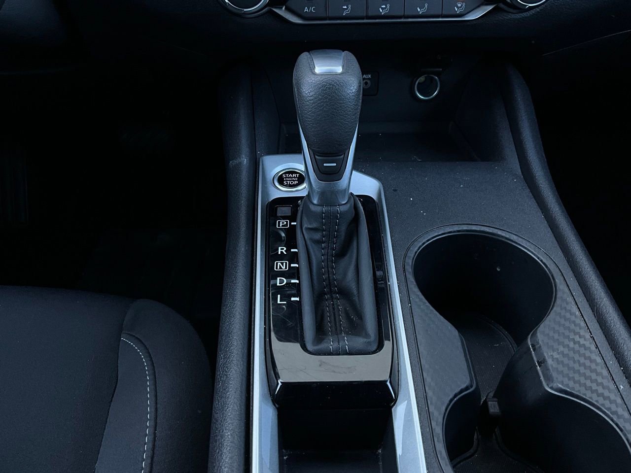 Used 2025 Nissan Altima 2.5 SV image 23