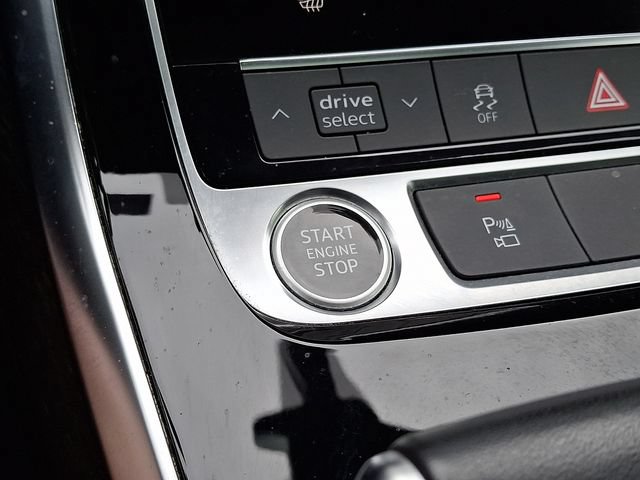 Used 2023 Audi Q7 2.0T Premium w/ Convenience Package AWD/4WD image 24