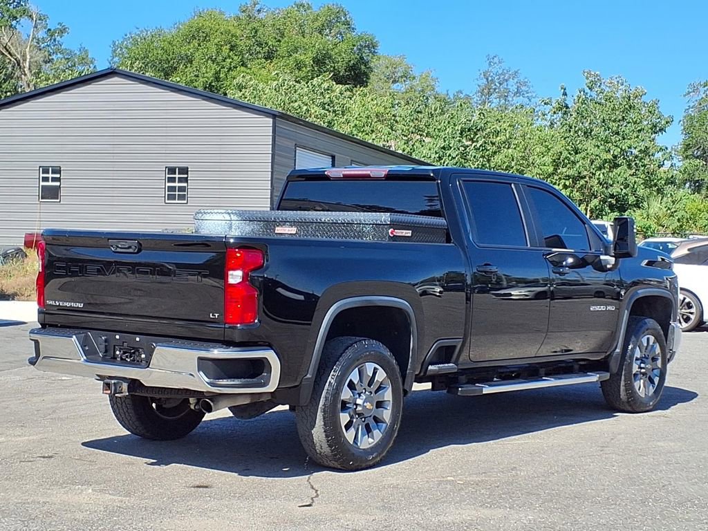 Used 2024 Chevrolet Silverado 2500 LT AWD/4WD image 7