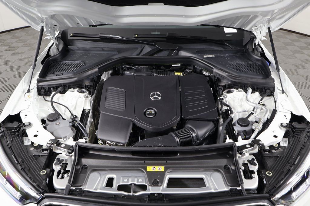 New 2026 Mercedes-Benz GLC 300 4MATIC image 9
