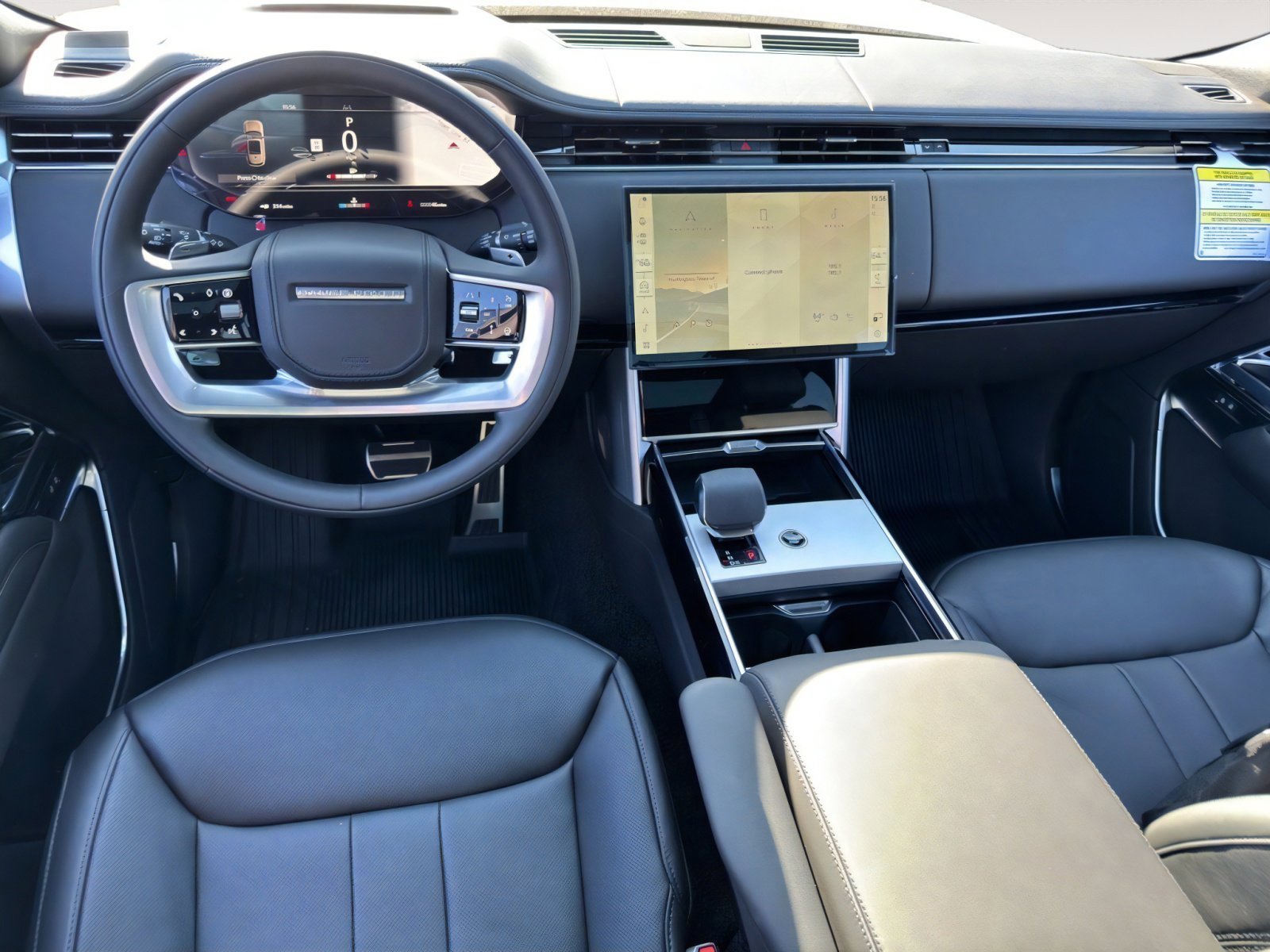 New 2025 Land Rover Range Rover SE image 15