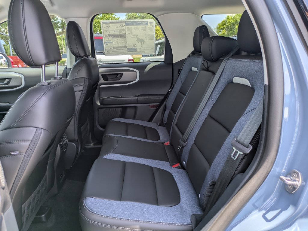 New 2026 Ford Bronco Sport Outer Banks w/ Outer Banks Tech Package+ AWD/4WD image 15