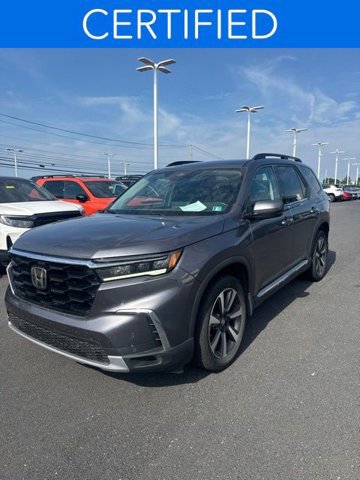 Used 2023 Honda Pilot Touring image 3
