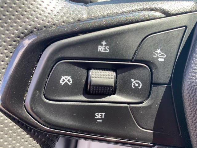 Used 2022 Chevrolet TrailBlazer LT w/ Convenience Package FWD image 18