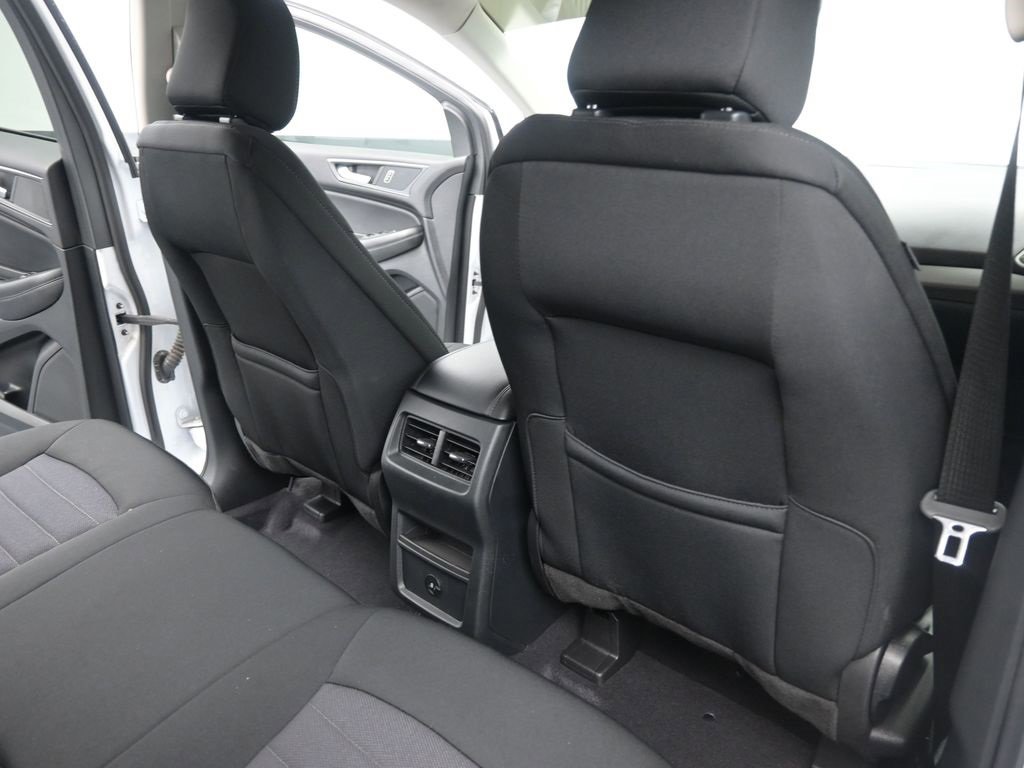 Used 2024 Ford Edge SE image 27