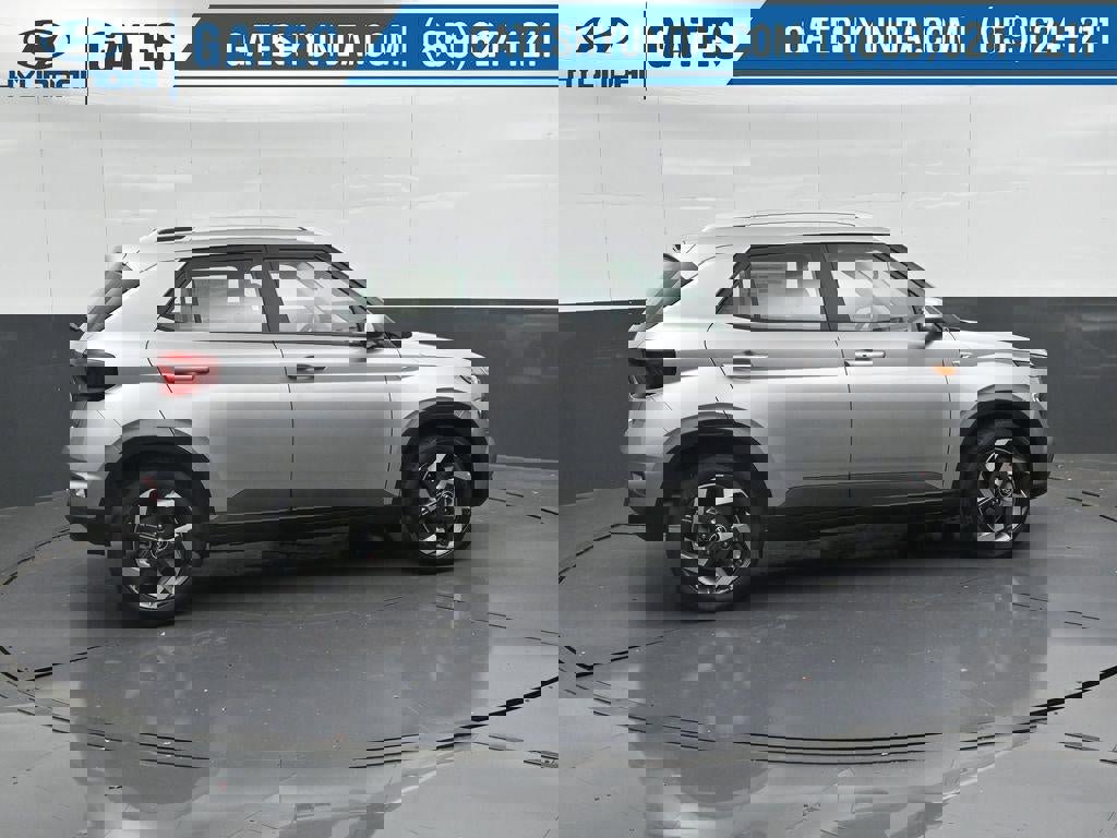 New 2026 Hyundai Venue SEL image 3