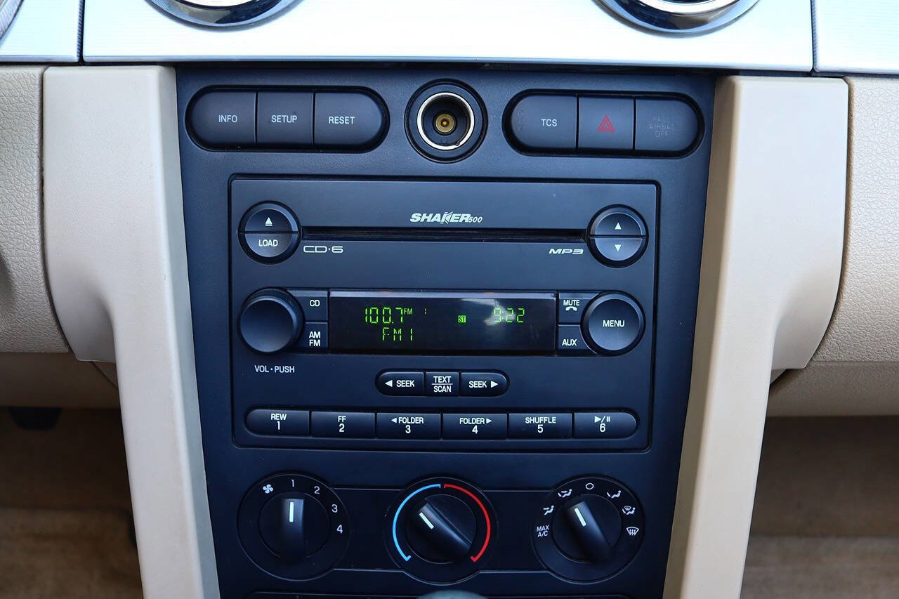 Used 2007 Ford Mustang Premium RWD image 21