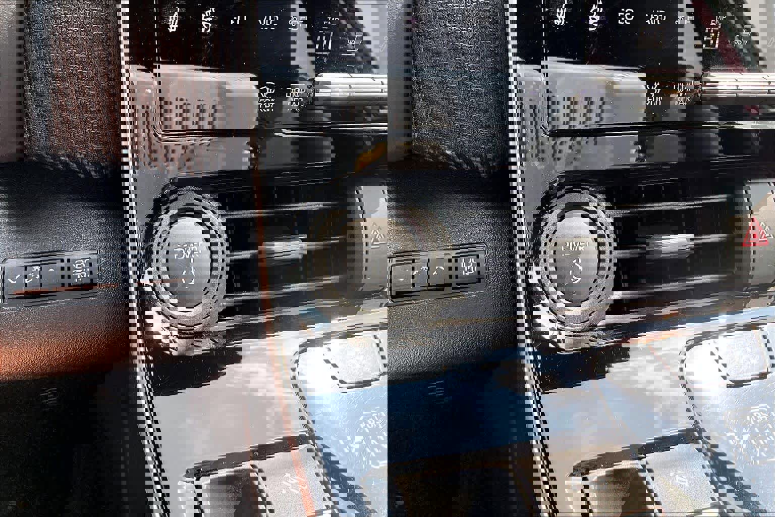 Used 2024 Toyota bZ4X XLE w/ Weather Package AWD/4WD image 30