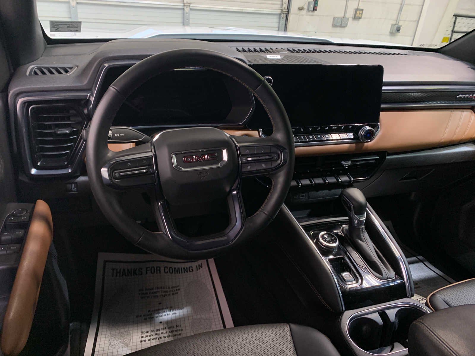 Used 2023 GMC Canyon AT4 w/ AT4 Premium Package image 4