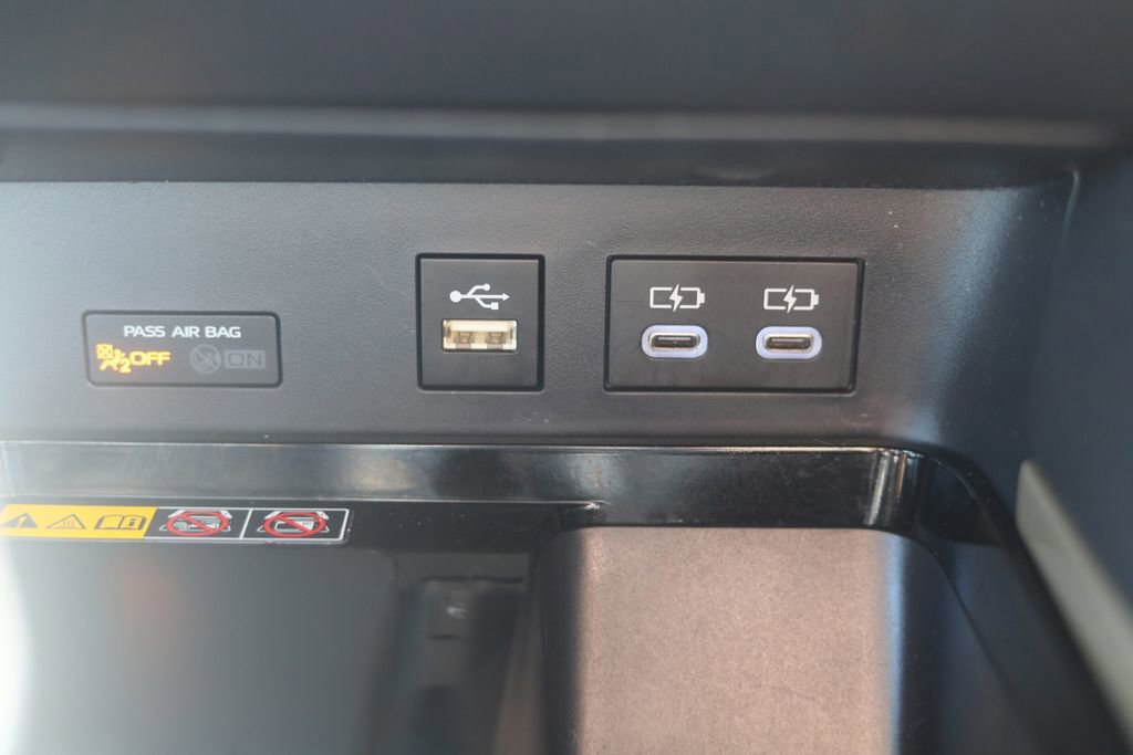 Used 2025 Toyota Camry XSE AWD/4WD image 24