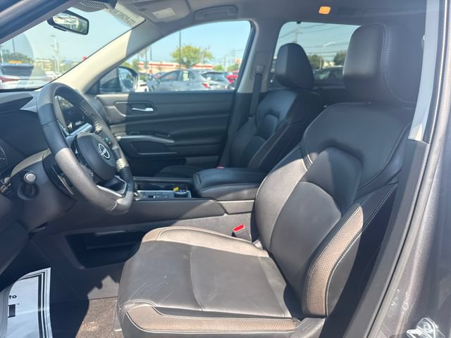 Certified 2024 Nissan Pathfinder SL AWD/4WD image 13