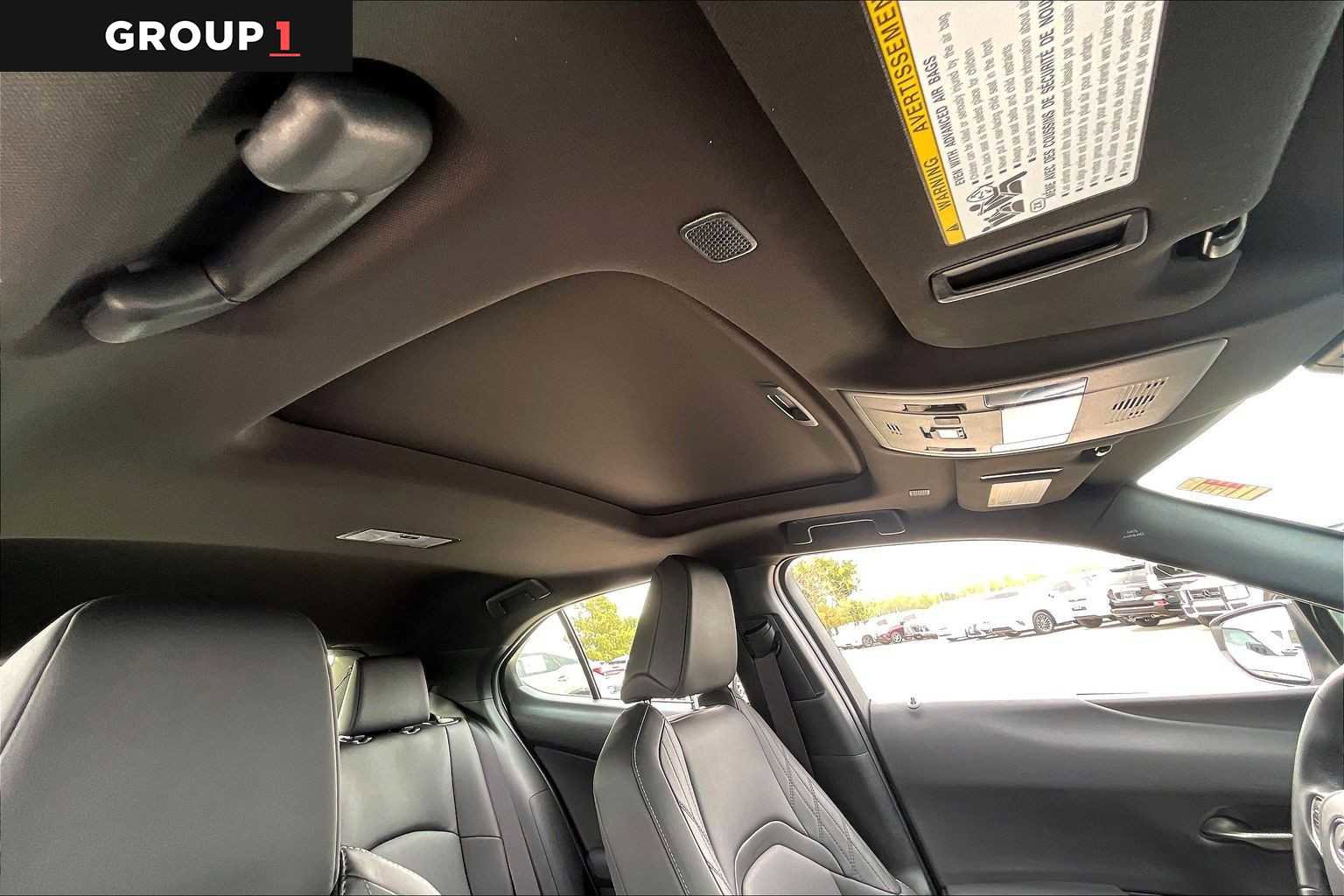 Certified 2025 Lexus UX 300h FWD image 11