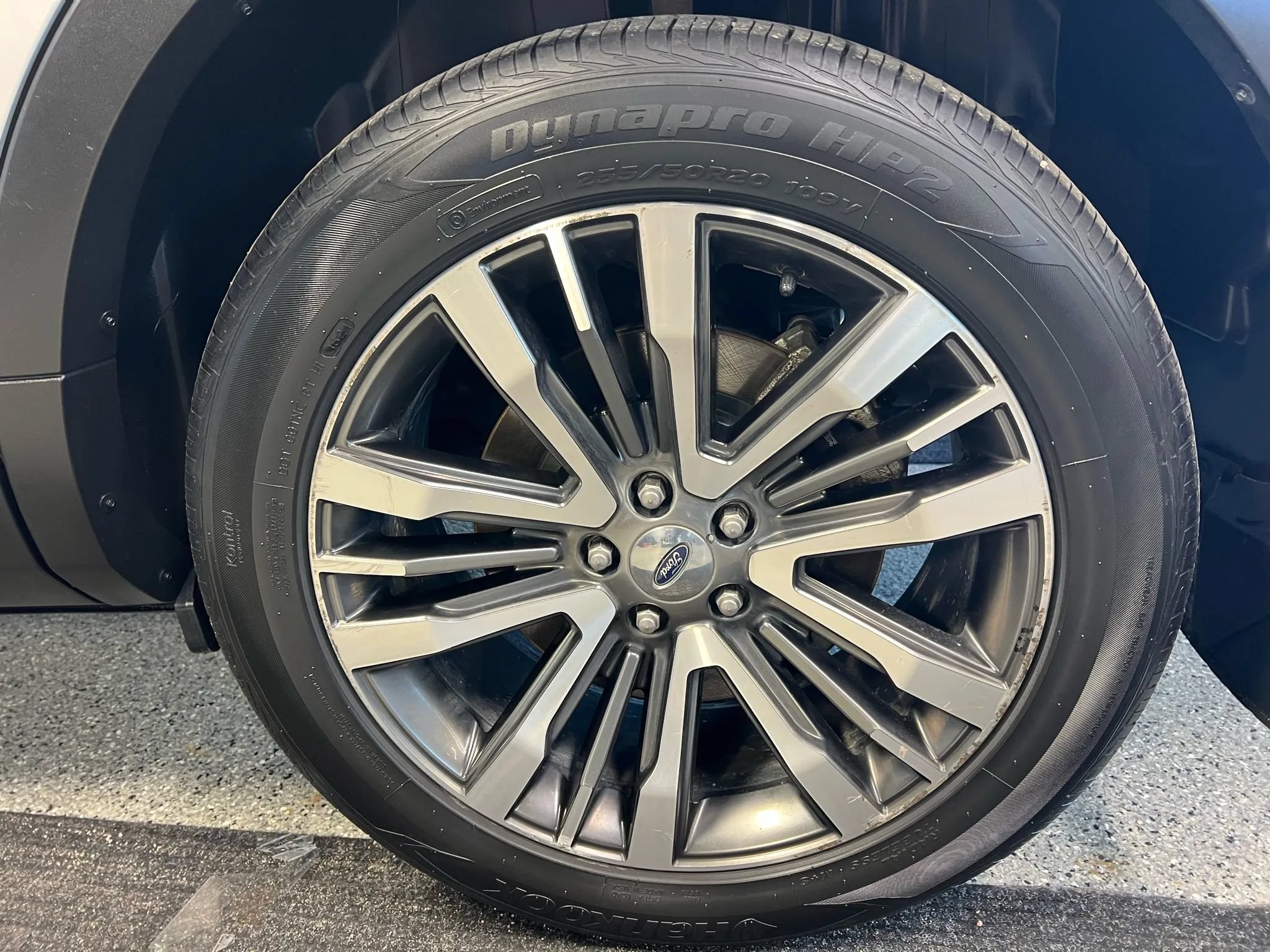 Used 2016 Ford Explorer Platinum AWD/4WD image 16