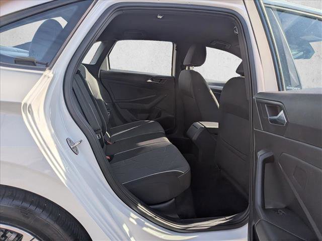 Used 2025 Volkswagen Jetta Sport image 18