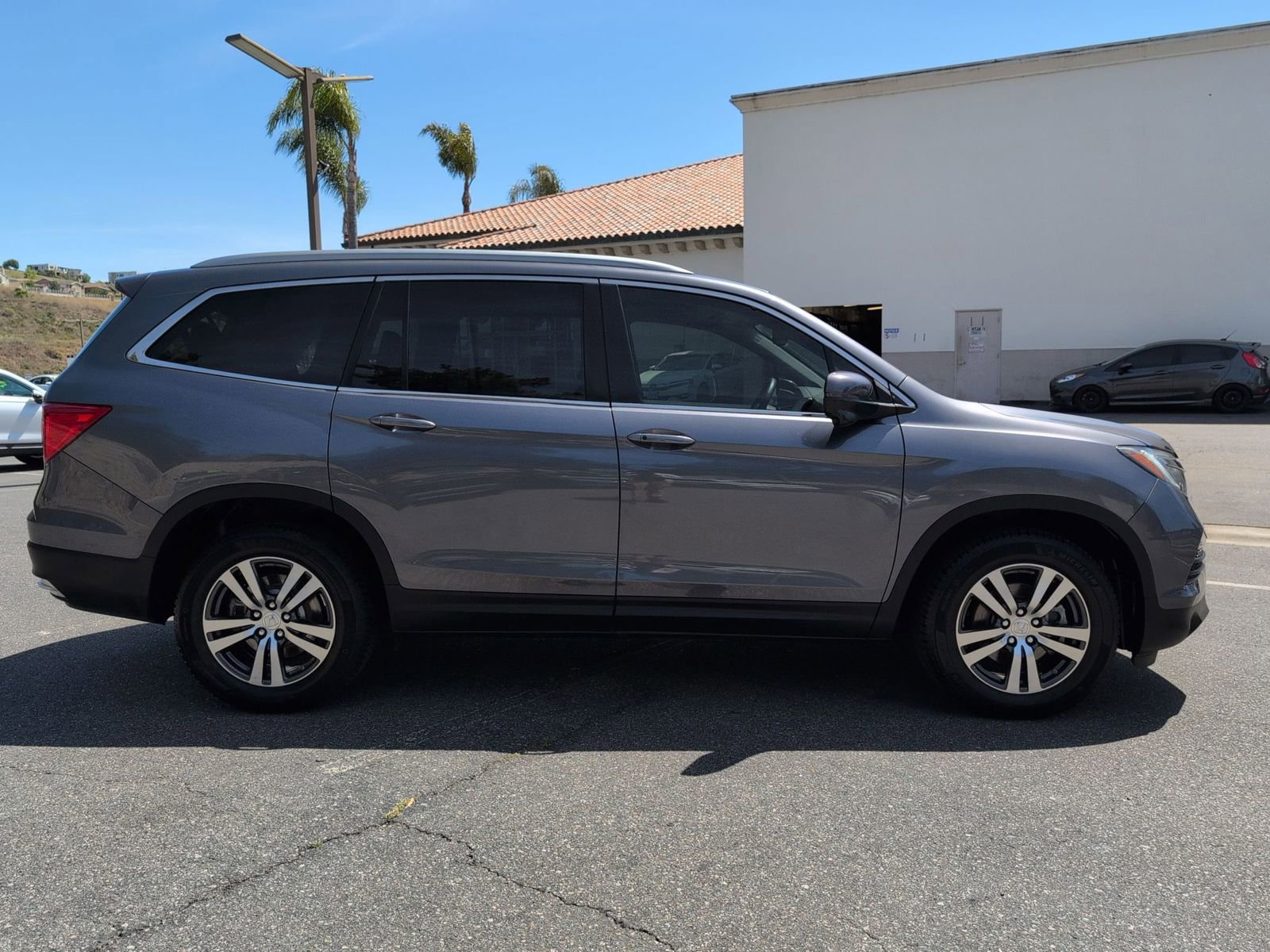 Used 2016 Honda Pilot EX-L image 6