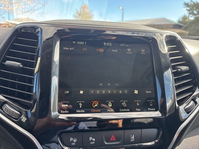 Used 2019 Jeep Cherokee Limited w/ Luxury Group image 35