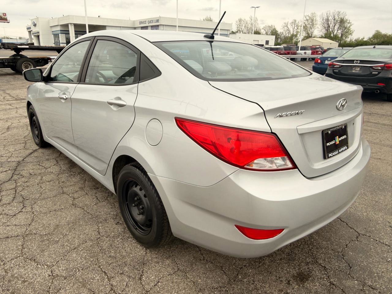 Used 2016 Hyundai Accent SE FWD image 5
