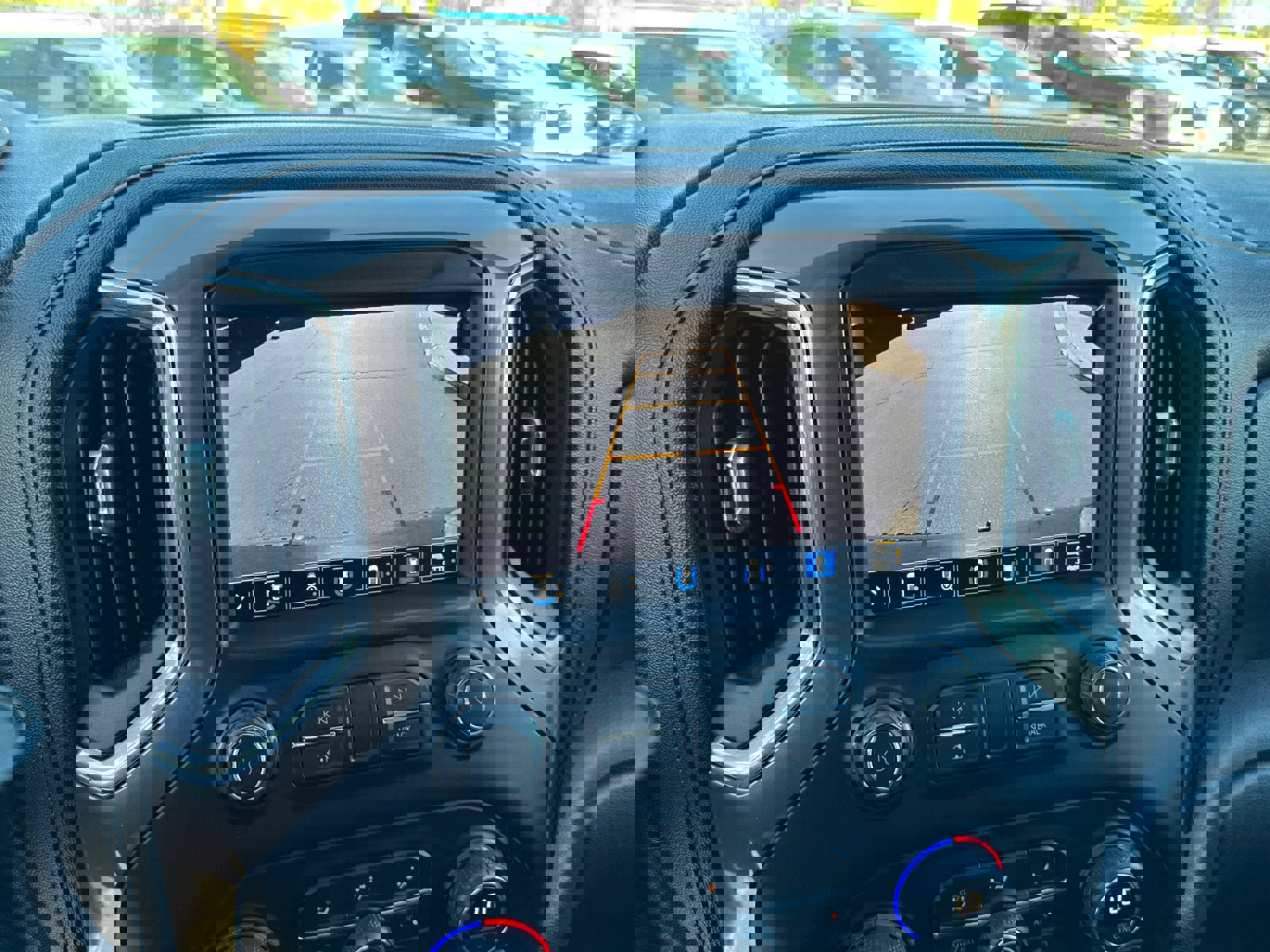 Certified 2021 Chevrolet Silverado 1500 High Country w/ Technology Package image 35