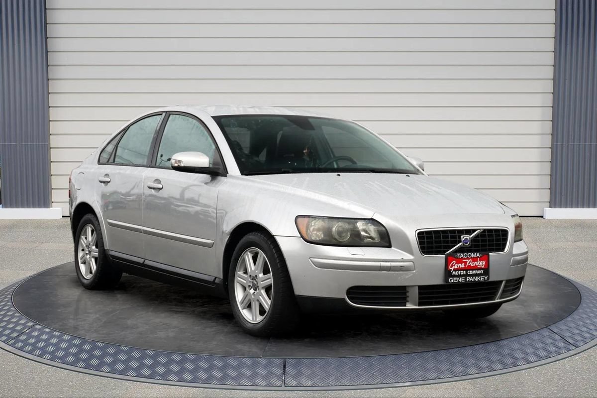 Used 2007 Volvo S40 2.4i FWD image 1