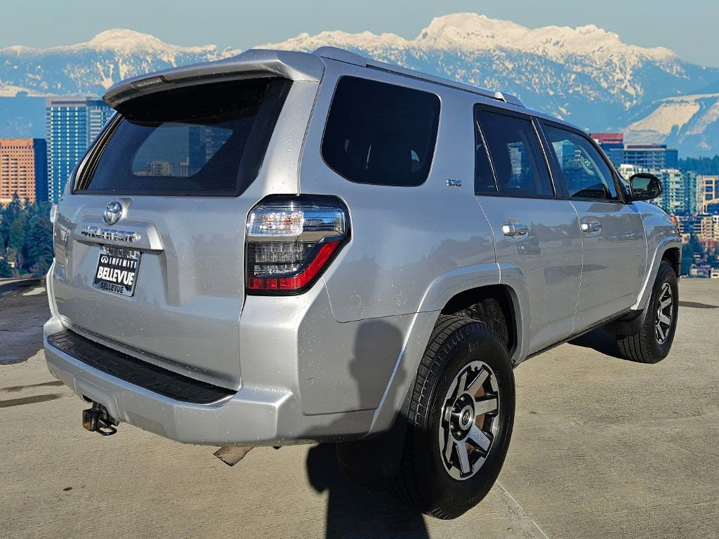 Used 2018 Toyota 4Runner SR5 image 8