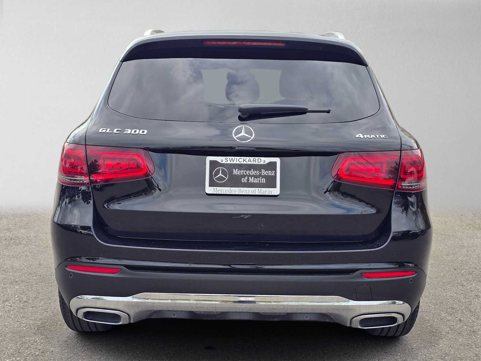 Used 2021 Mercedes-Benz GLC 300 4MATIC image 4