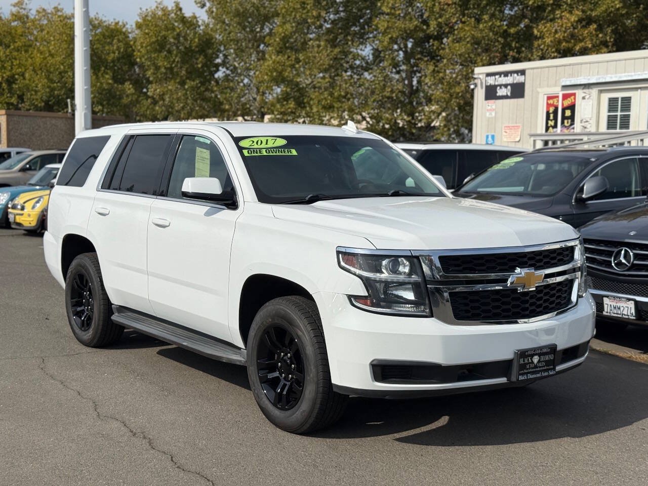 Used 2017 Chevrolet Tahoe 2WD w/ Remote Keyless Entry Package image 3