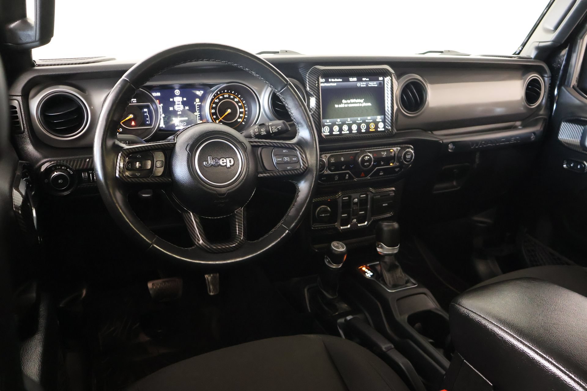 Used 2022 Jeep Wrangler Unlimited Sport AWD/4WD image 2