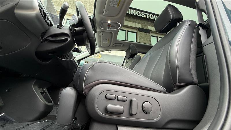 Used 2024 Hyundai Ioniq 5 Limited image 14
