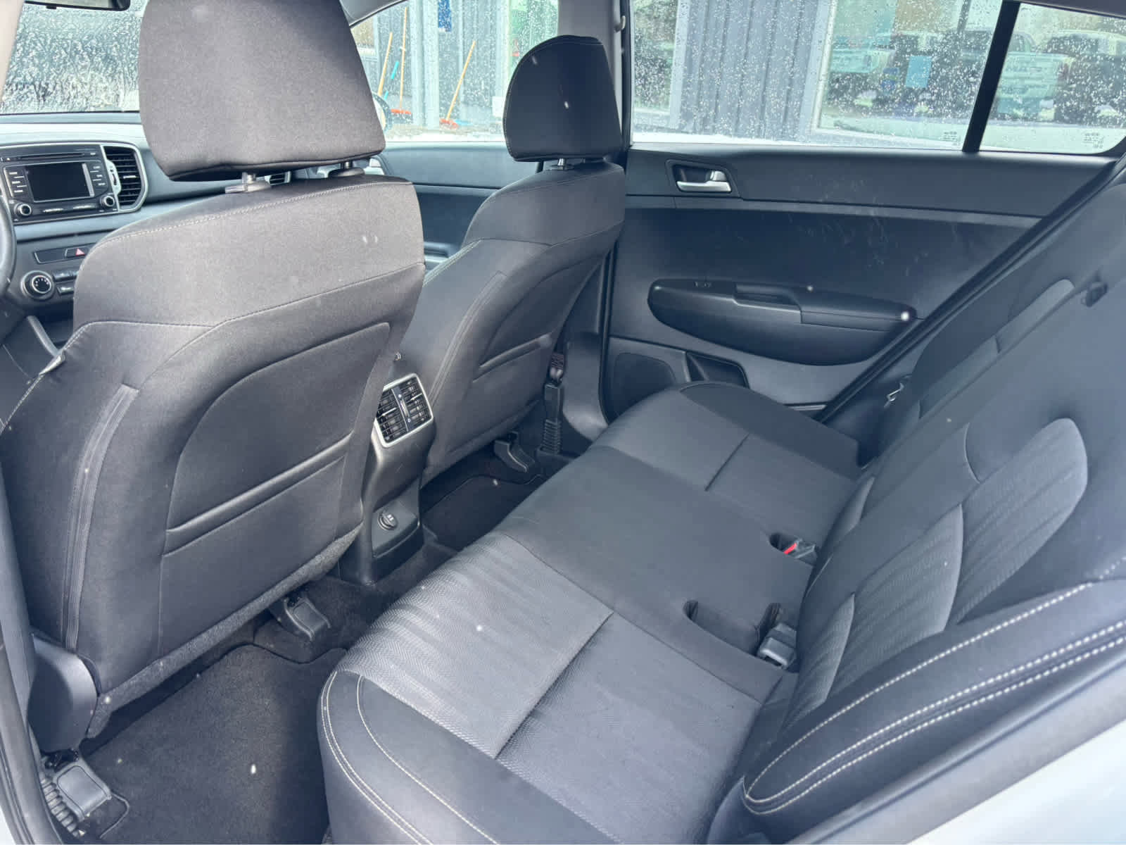 Used 2019 Kia Sportage LX image 9