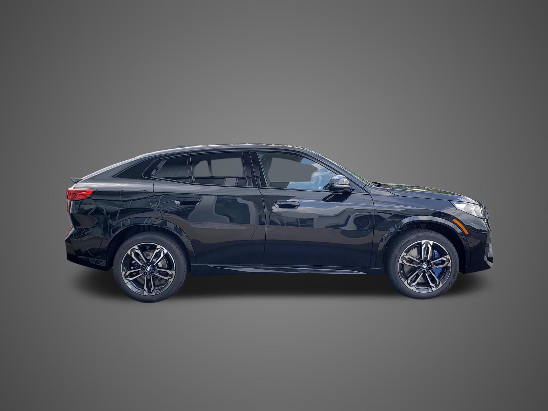 New 2026 BMW X2 xDrive28i w/ M Sport Package AWD/4WD image 5