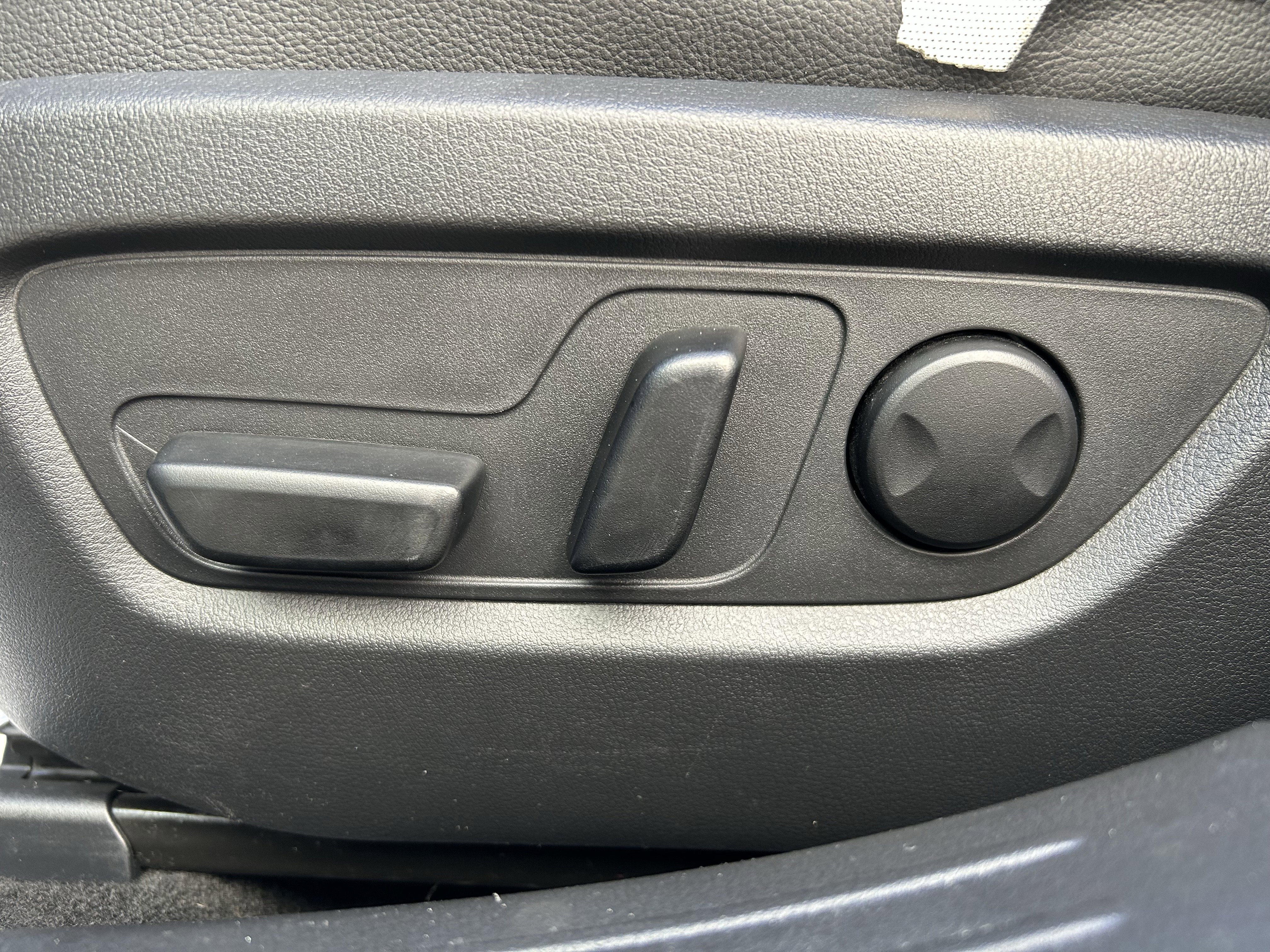 Used 2023 MAZDA CX-50 AWD 2.5 S w/ Cargo Package image 14