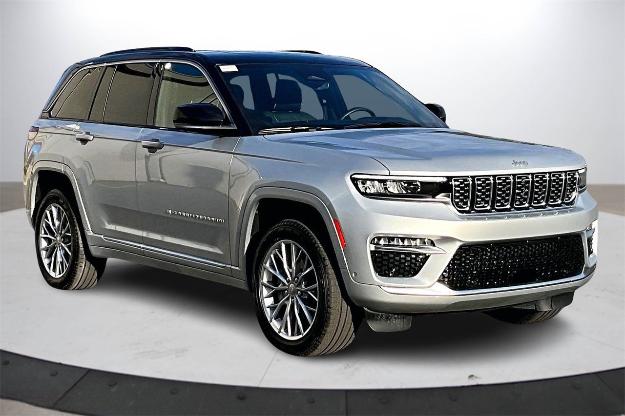 Certified 2025 Jeep Grand Cherokee Summit image 2