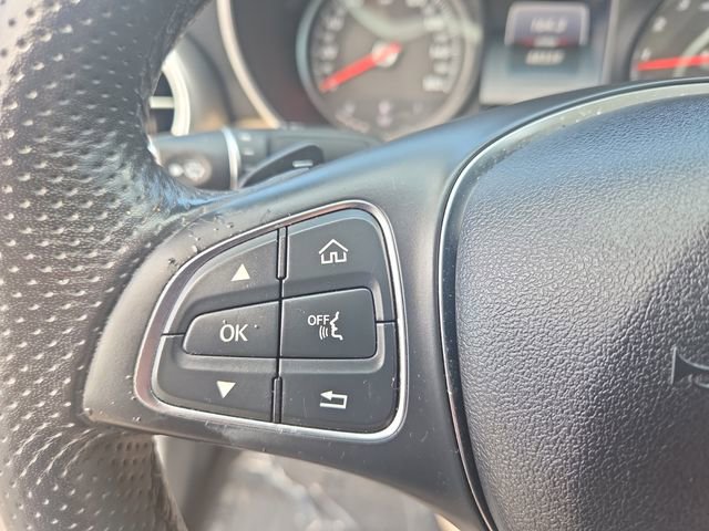 Used 2018 Mercedes-Benz C 300 4MATIC Sedan w/ Premium Package image 20