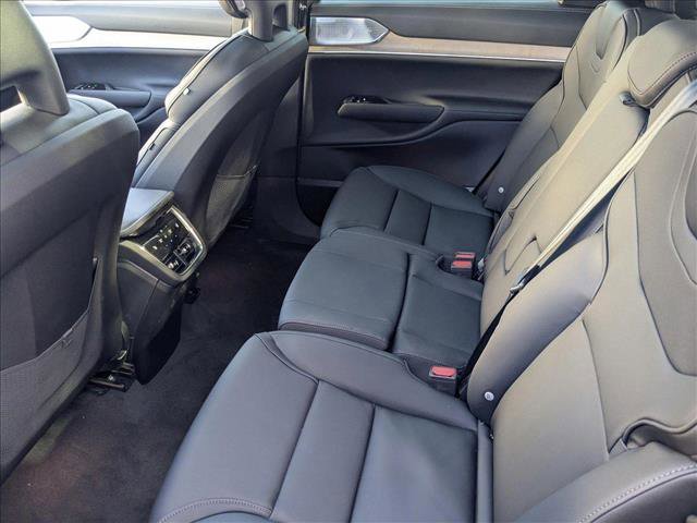 New 2025 Volvo EX90 Ultra image 17
