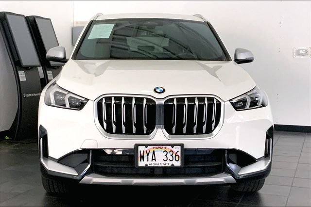 Used 2023 BMW X1 xDrive28i w/ Convenience Package AWD/4WD image 3