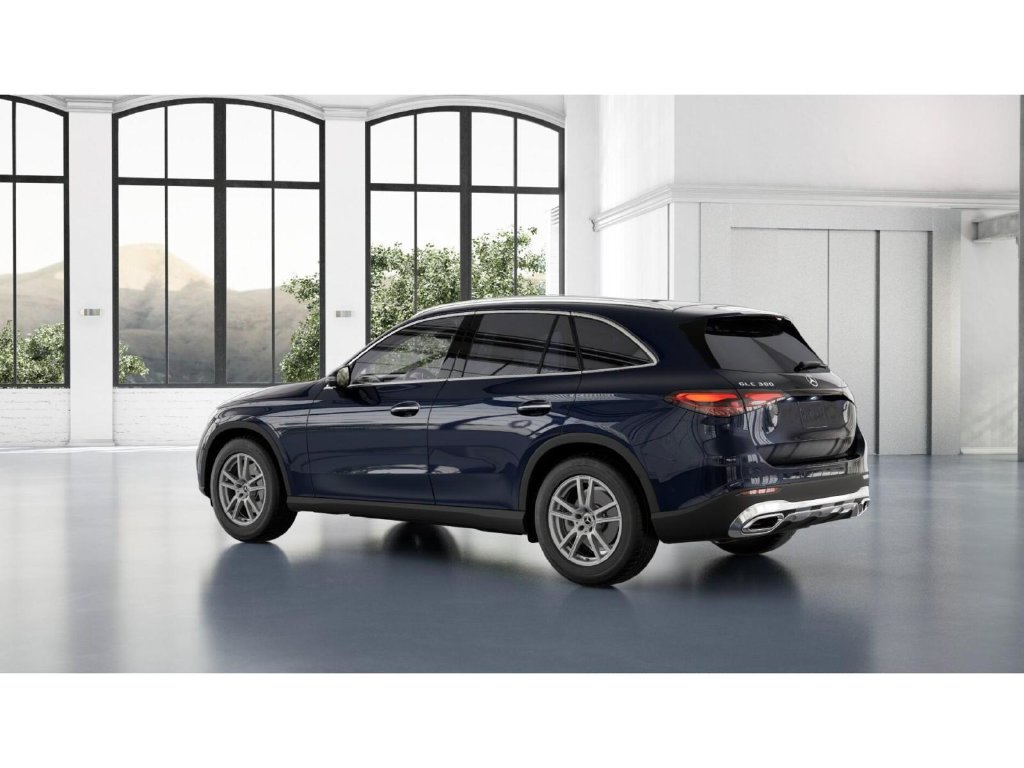 Used 2023 Mercedes-Benz GLC 300 4MATIC image 30