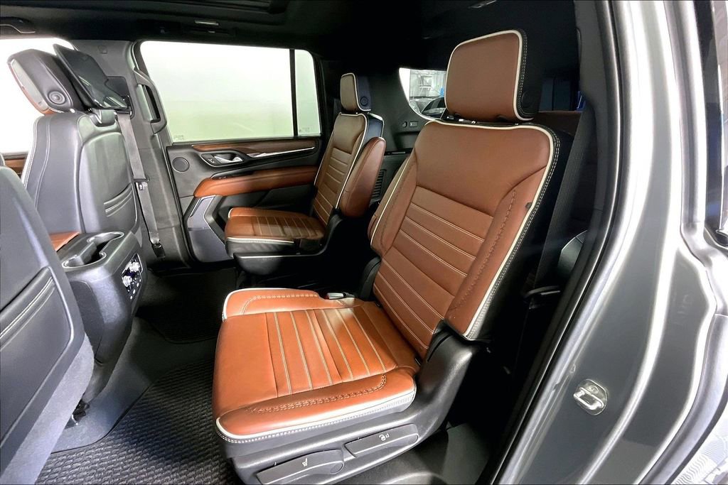 Used 2024 GMC Yukon XL Denali Ultimate image 38