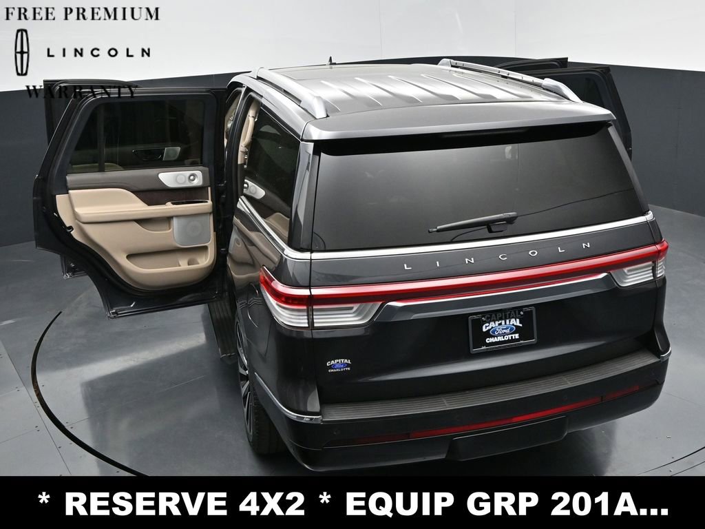 Used 2022 Lincoln Navigator Reserve image 36