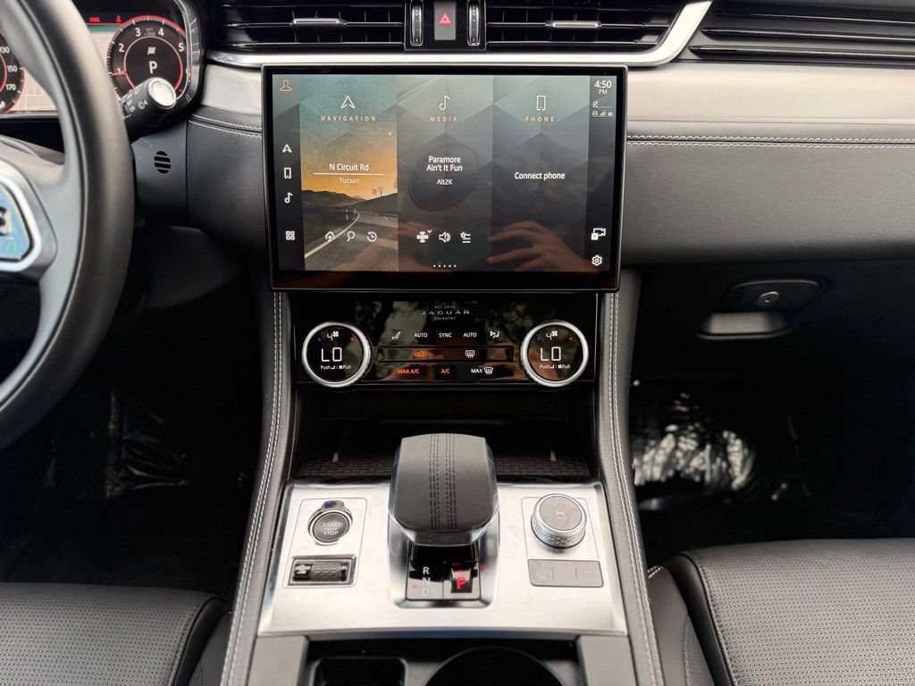 Used 2024 Jaguar F-PACE R-Dynamic S AWD/4WD image 8