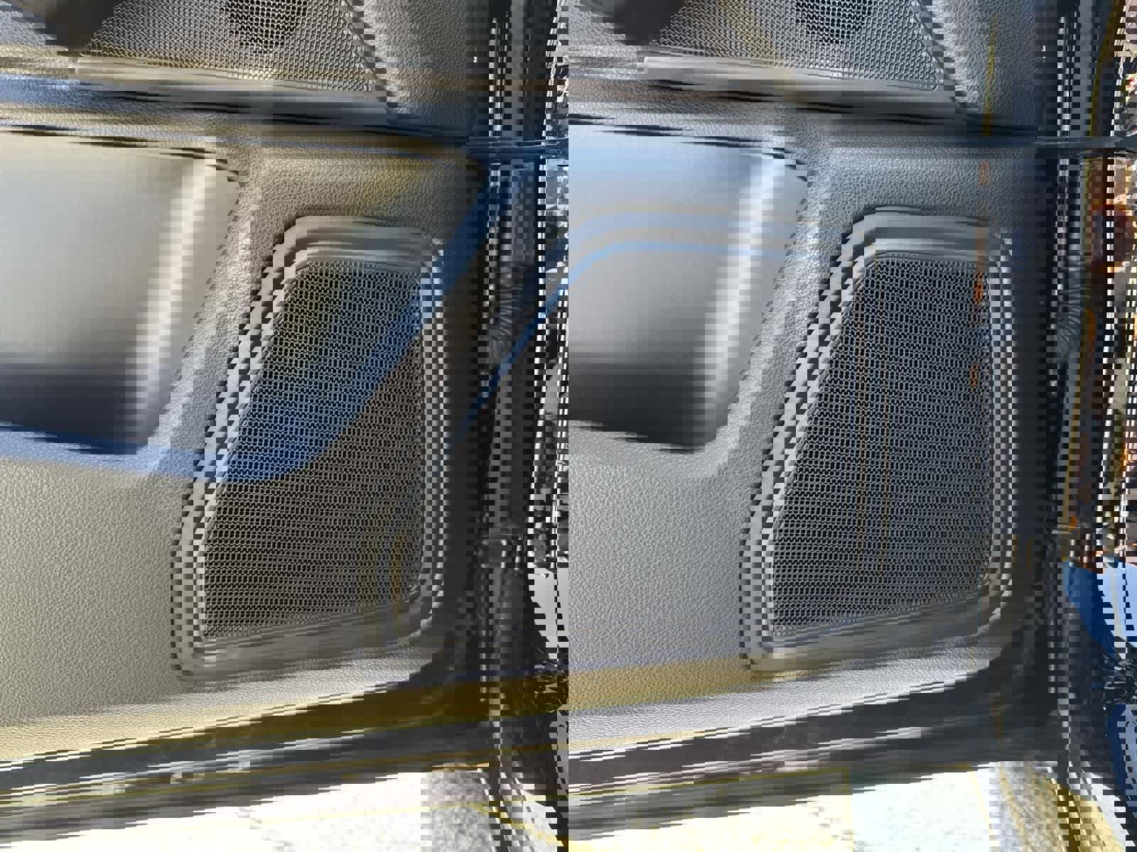 Used 2022 Porsche Macan image 22