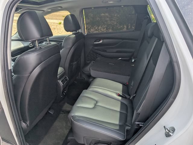 Used 2023 Hyundai Santa Fe Limited w/ Winter Weather Package AWD/4WD image 9