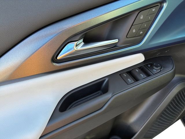 New 2026 Chevrolet Equinox EV LT w/ Convenience Package II image 12