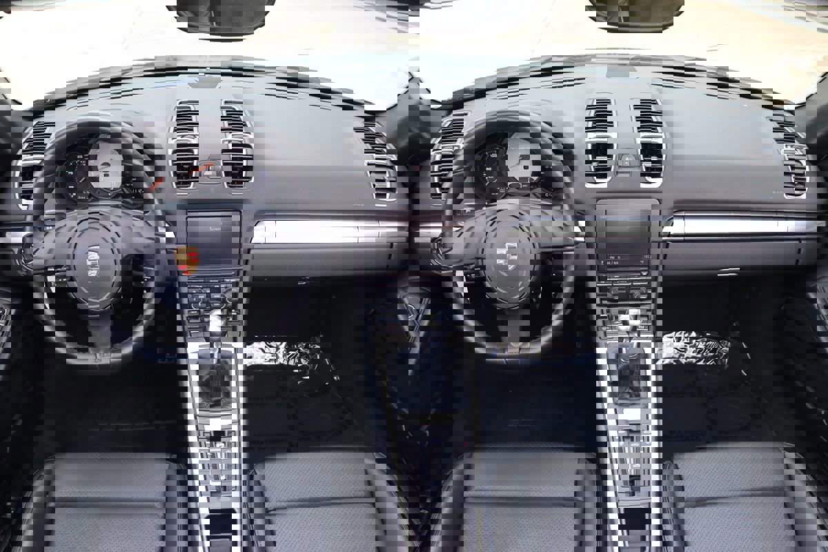 Used 2016 Porsche Boxster S image 14