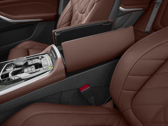 New 2026 BMW X5 xDrive50e w/ Climate Comfort Package image 10