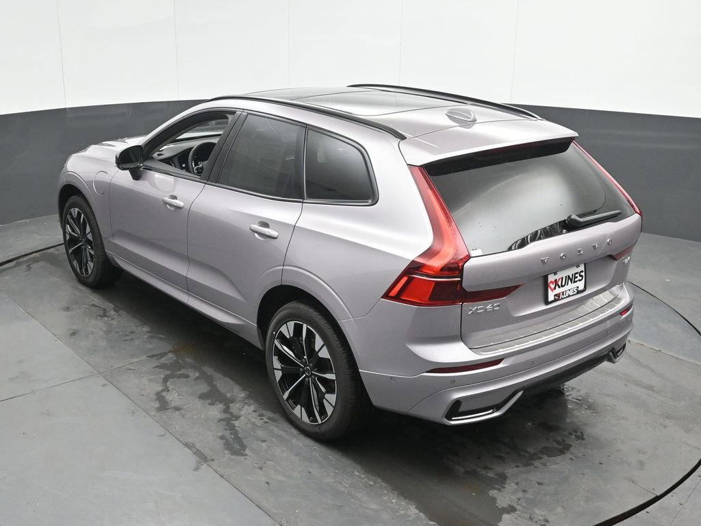 New 2026 Volvo XC60 T8 Plus w/ Climate Package AWD/4WD image 32