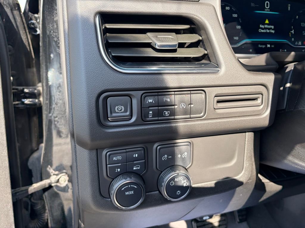 Used 2024 Chevrolet Tahoe RST w/ RST Performance Edition AWD/4WD image 18