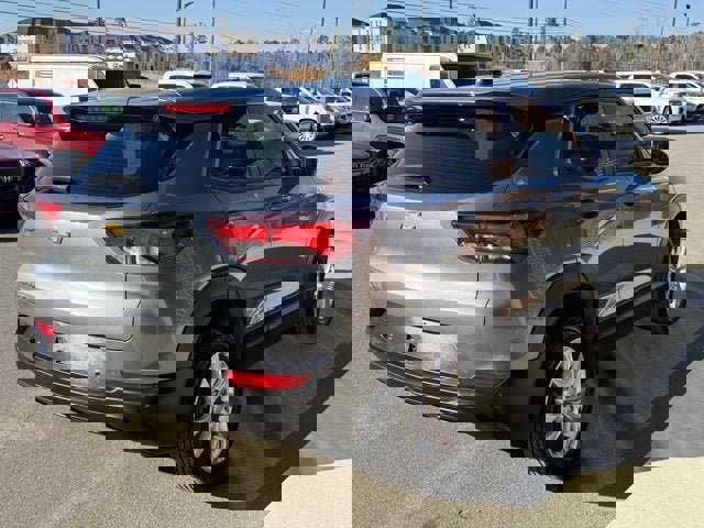 Used 2022 Chevrolet TrailBlazer LS FWD image 6